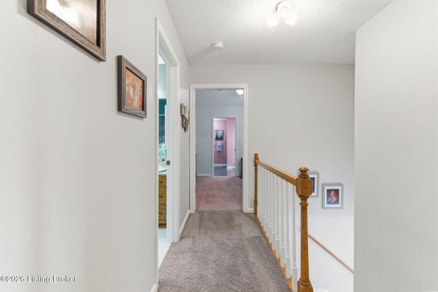 7203 Ben Franklin Ct, Louisville, KY 40214