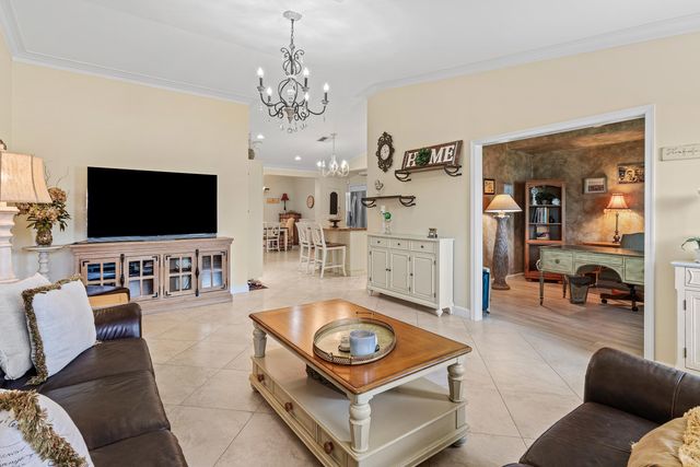 5175 Beechwood Road, Delray Beach, FL 33484