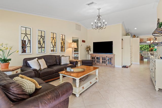 5175 Beechwood Road, Delray Beach, FL 33484