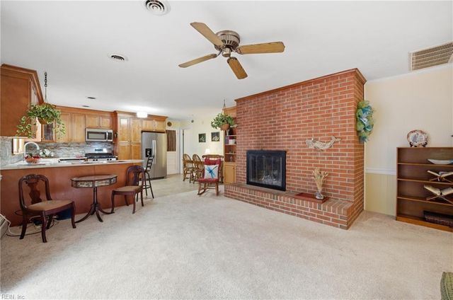 221 Delaney DR, Suffolk, VA 23434