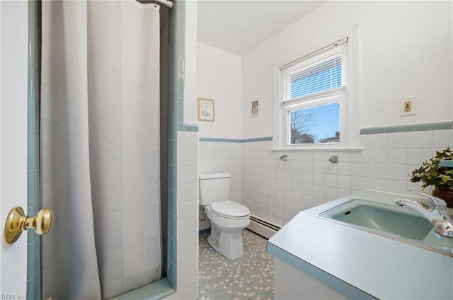 221 Delaney DR, Suffolk, VA 23434