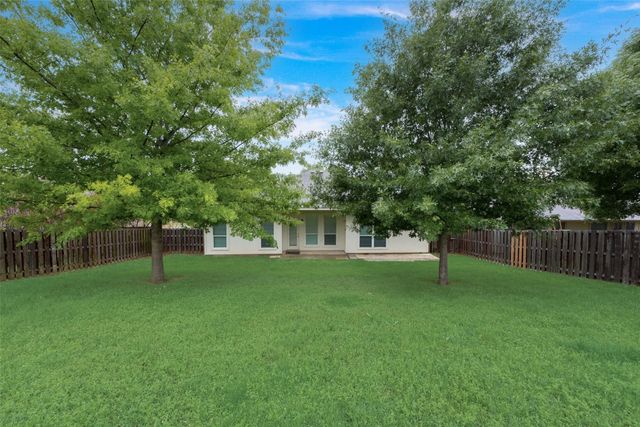 2760 Beacon Hill Drive, Rockwall, TX 75087