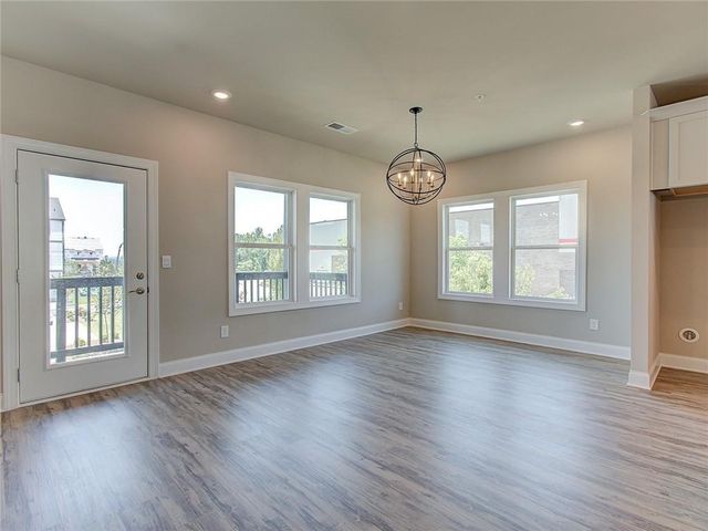 1095 Knoxboro Lane, Woodstock, GA 30188