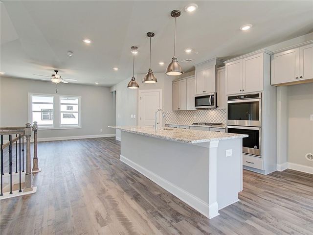 1095 Knoxboro Lane, Woodstock, GA 30188