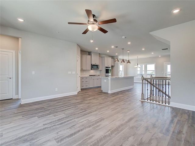 1095 Knoxboro Lane, Woodstock, GA 30188