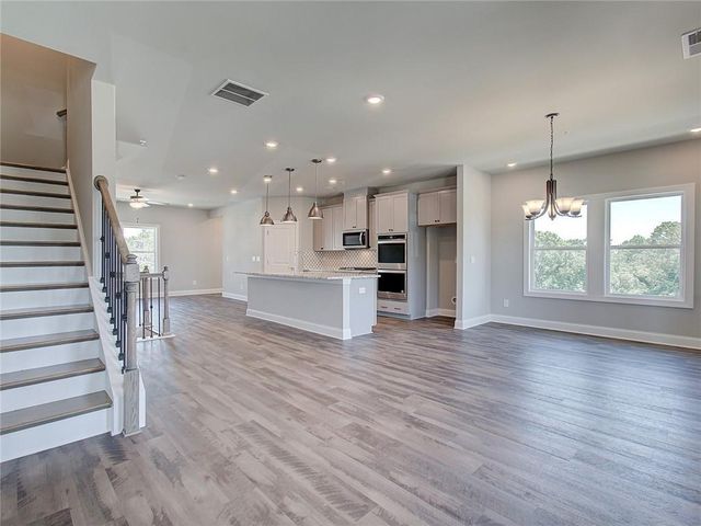 1095 Knoxboro Lane, Woodstock, GA 30188
