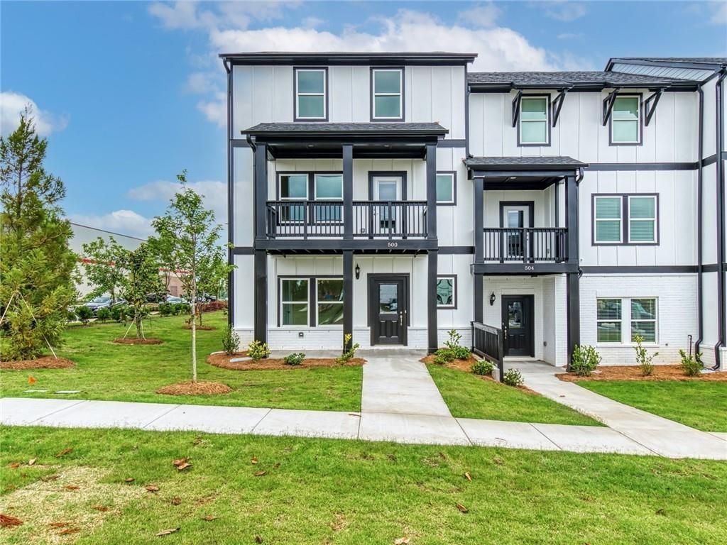 1095 Knoxboro Lane, Woodstock, GA 30188