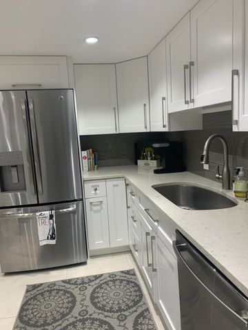 5340 NW 2nd Avenue W 229, Boca Raton, FL 33487