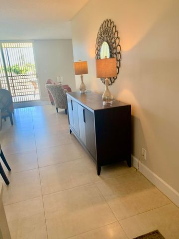 5340 NW 2nd Avenue W 229, Boca Raton, FL 33487