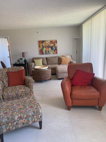 5340 NW 2nd Avenue W 229, Boca Raton, FL 33487