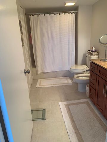 5340 NW 2nd Avenue W 229, Boca Raton, FL 33487