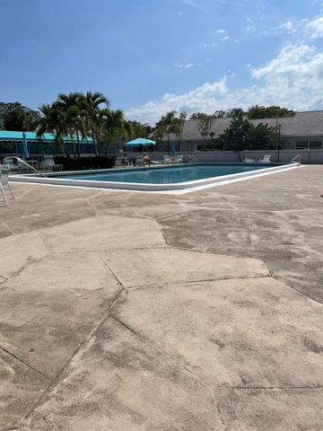 5340 NW 2nd Avenue W 229, Boca Raton, FL 33487