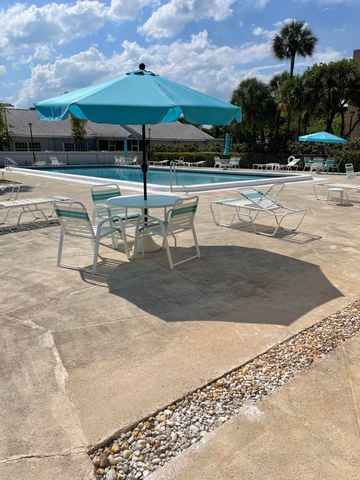 5340 NW 2nd Avenue W 229, Boca Raton, FL 33487