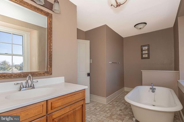 718 TELEGRAPH RD, Perkasie, PA 18944