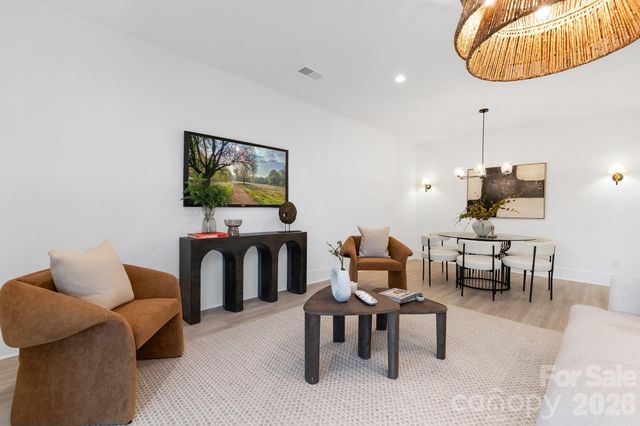 404 Dover Avenue, Charlotte, NC 28209