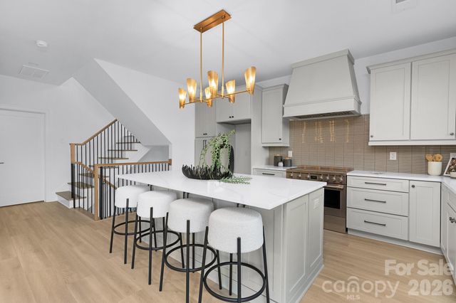 404 Dover Avenue, Charlotte, NC 28209