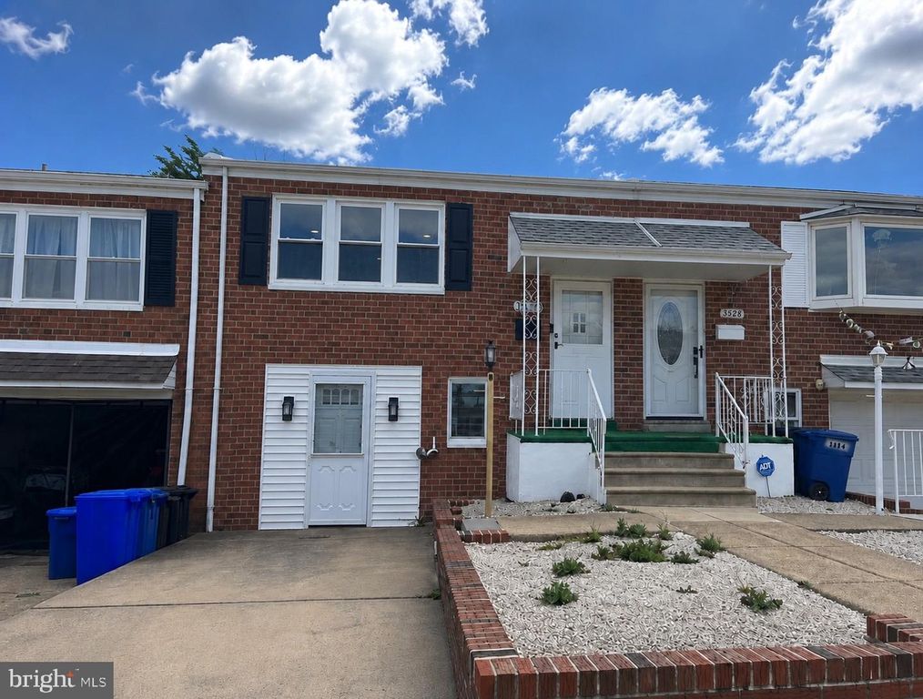 3530 OAKHILL RD, Philadelphia, PA 19154