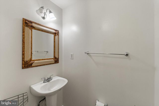 7925 PEBBLE BROOK CT, Springfield, VA 22153