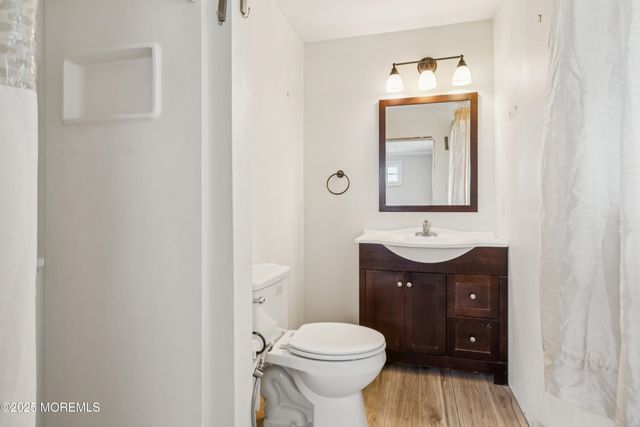 8 Inman Road, New Egypt, NJ 08533