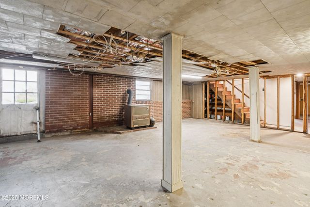 8 Inman Road, New Egypt, NJ 08533