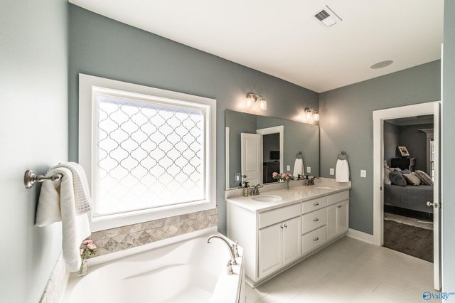 122 Starling Drive, Madison, AL 35756