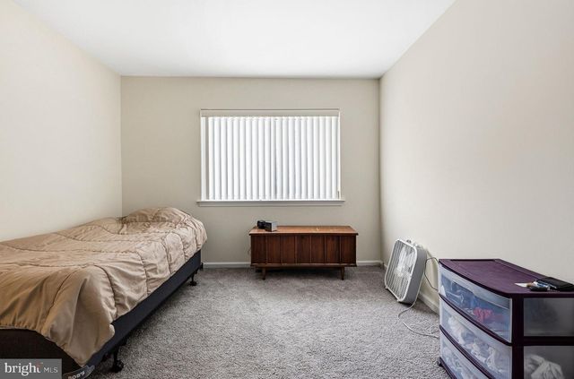 212 CLOVER HILL CT, Yardley, PA 19067