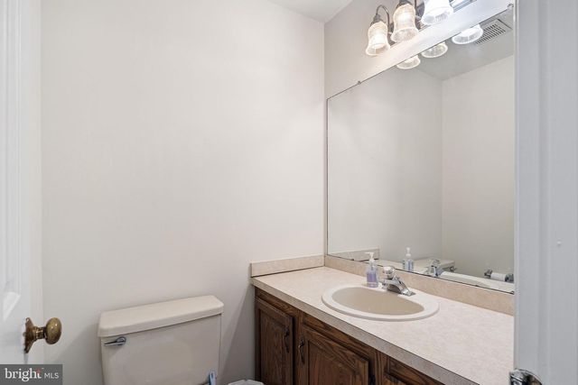 212 CLOVER HILL CT, Yardley, PA 19067