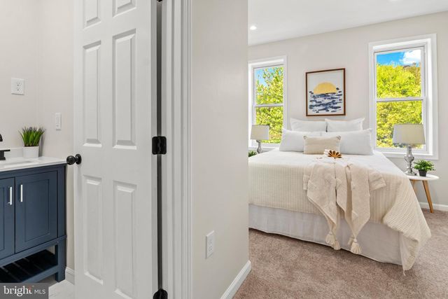 2813 KIRK AVE, Baltimore, MD 21218