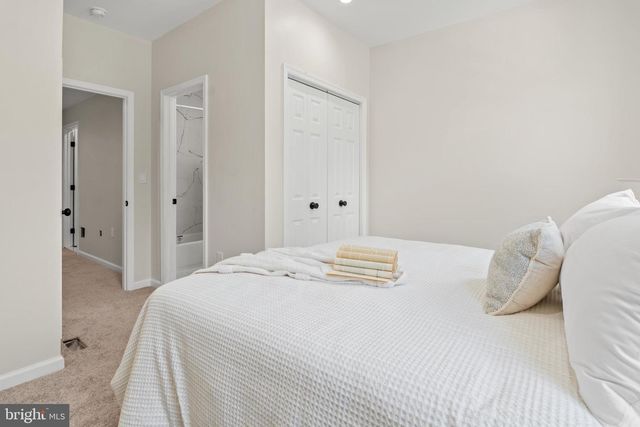 2813 KIRK AVE, Baltimore, MD 21218