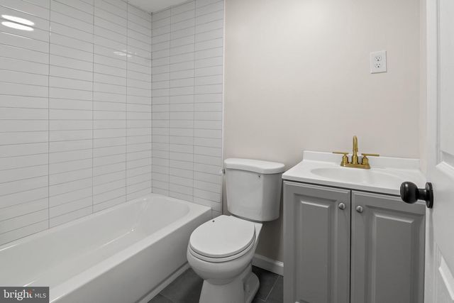 2813 KIRK AVE, Baltimore, MD 21218