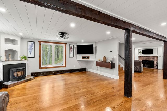 32 Morrison Road, Windham, NH 03087