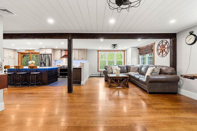 32 Morrison Road, Windham, NH 03087