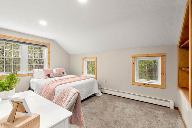 32 Morrison Road, Windham, NH 03087