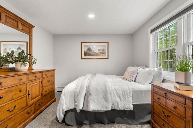 32 Morrison Road, Windham, NH 03087