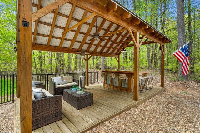 32 Morrison Road, Windham, NH 03087
