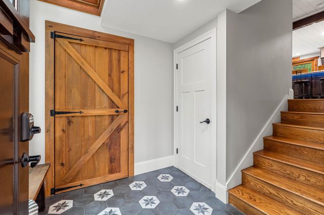 32 Morrison Road, Windham, NH 03087