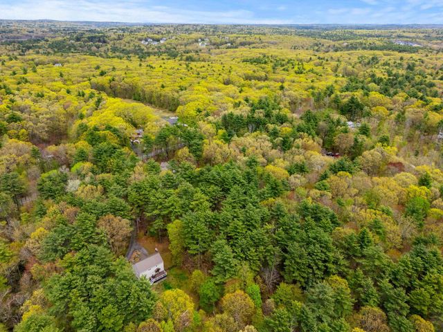 32 Morrison Road, Windham, NH 03087