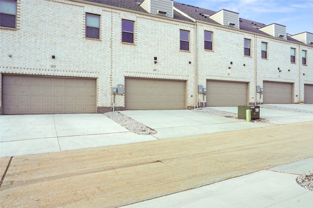 630 Blue Ridge Drive, Mansfield, TX 76063