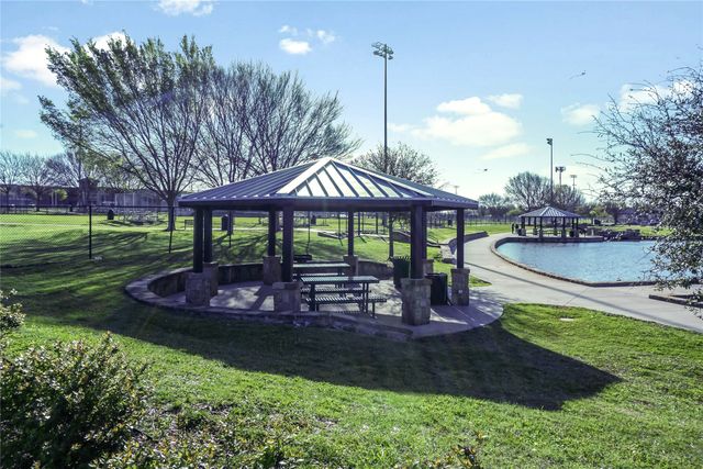 630 Blue Ridge Drive, Mansfield, TX 76063