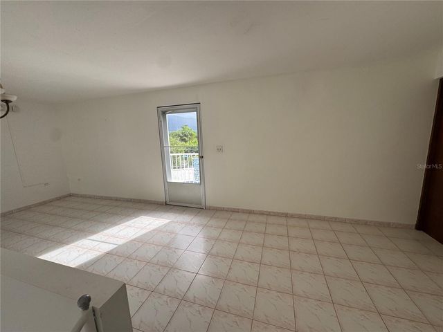 13 PARAISO, Rio Grande, PR 00745