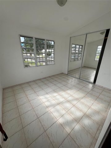 13 PARAISO, Rio Grande, PR 00745
