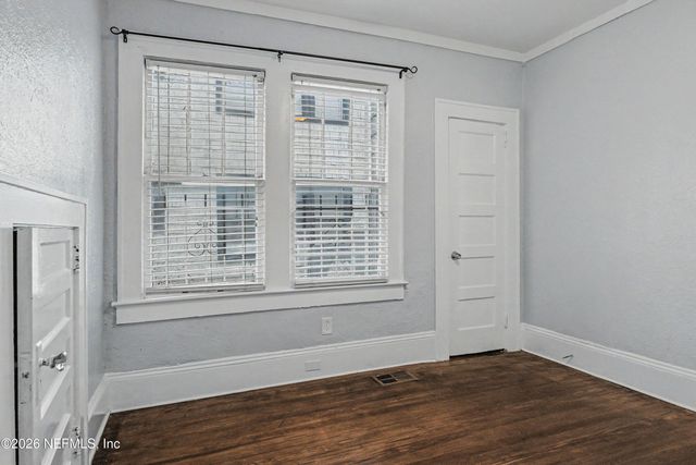 2856 COLLEGE Street, Jacksonville, FL 32205