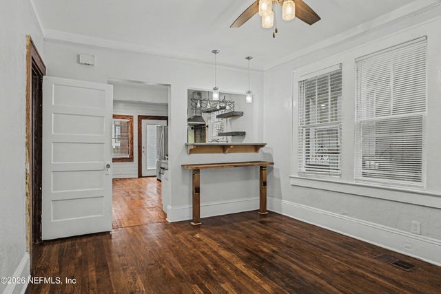 2856 COLLEGE Street, Jacksonville, FL 32205