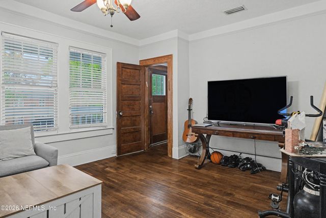 2856 COLLEGE Street, Jacksonville, FL 32205