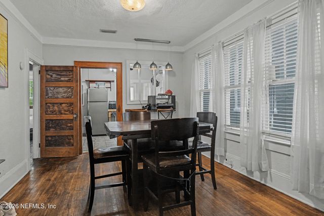 2856 COLLEGE Street, Jacksonville, FL 32205