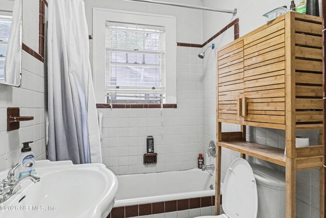 2856 COLLEGE Street, Jacksonville, FL 32205