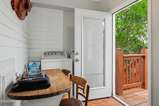 2856 COLLEGE Street, Jacksonville, FL 32205