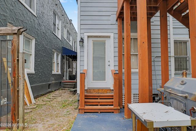 2856 COLLEGE Street, Jacksonville, FL 32205