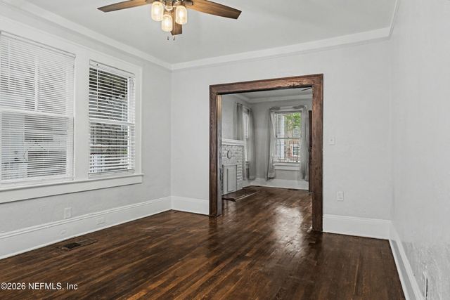 2856 COLLEGE Street, Jacksonville, FL 32205