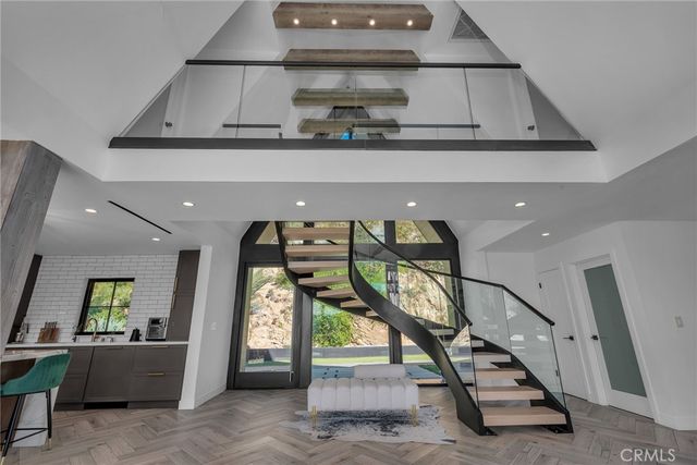 24301 Sylvan Glen, Calabasas, CA 91302